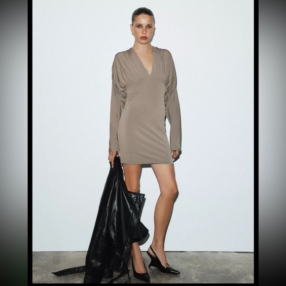 Zara Dresses & Skirts - Zara limited edition voluminous Taupe Long-Sleeve Dress with back tie